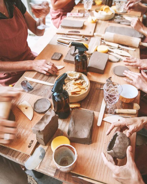 AgribizVN-handicraft-collaborating 